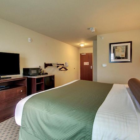 Cobblestone Inn & Suites - Avoca Bagian luar foto