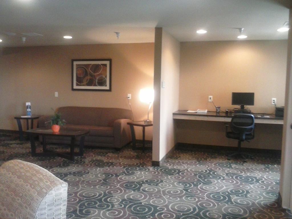 Cobblestone Inn & Suites - Avoca Bagian luar foto
