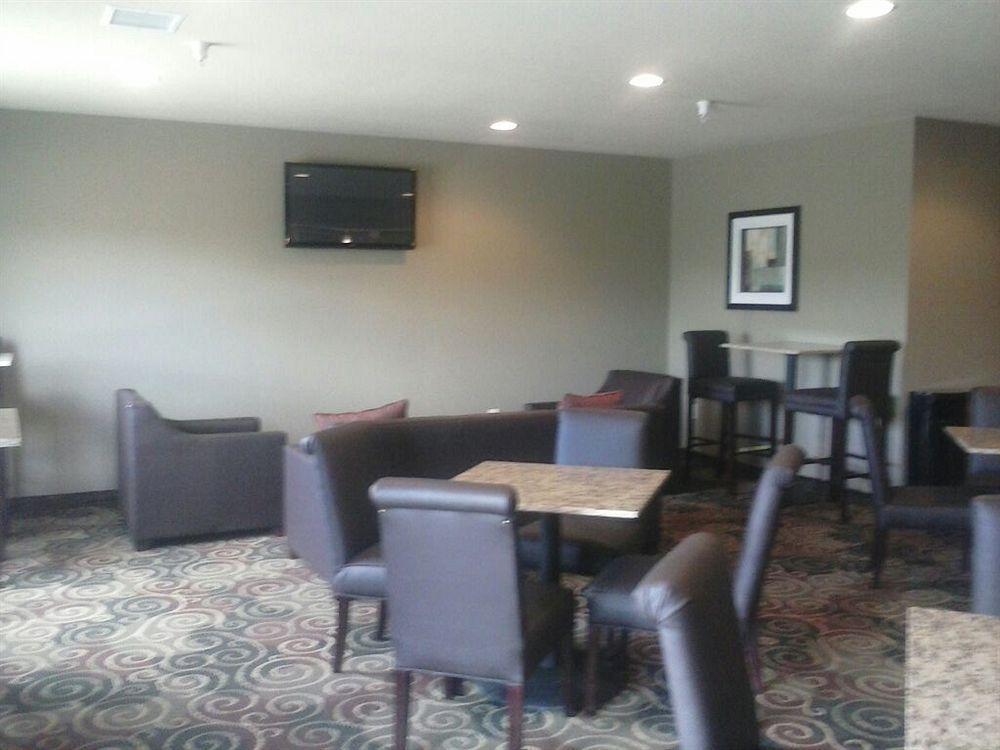Cobblestone Inn & Suites - Avoca Bagian luar foto